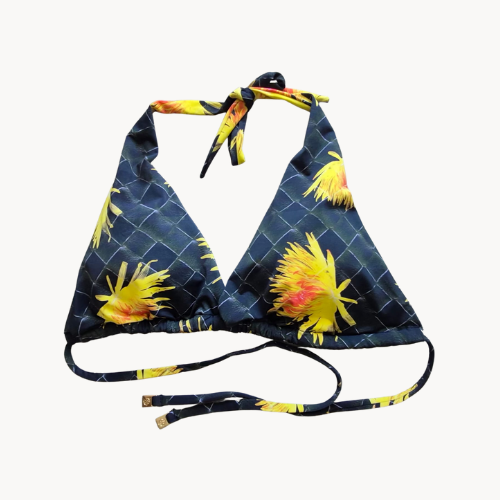 Classic Triangle Golden Bloom